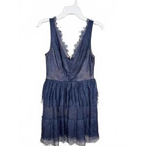 Navy Blue Lace V-Neck Tiered Dress size small